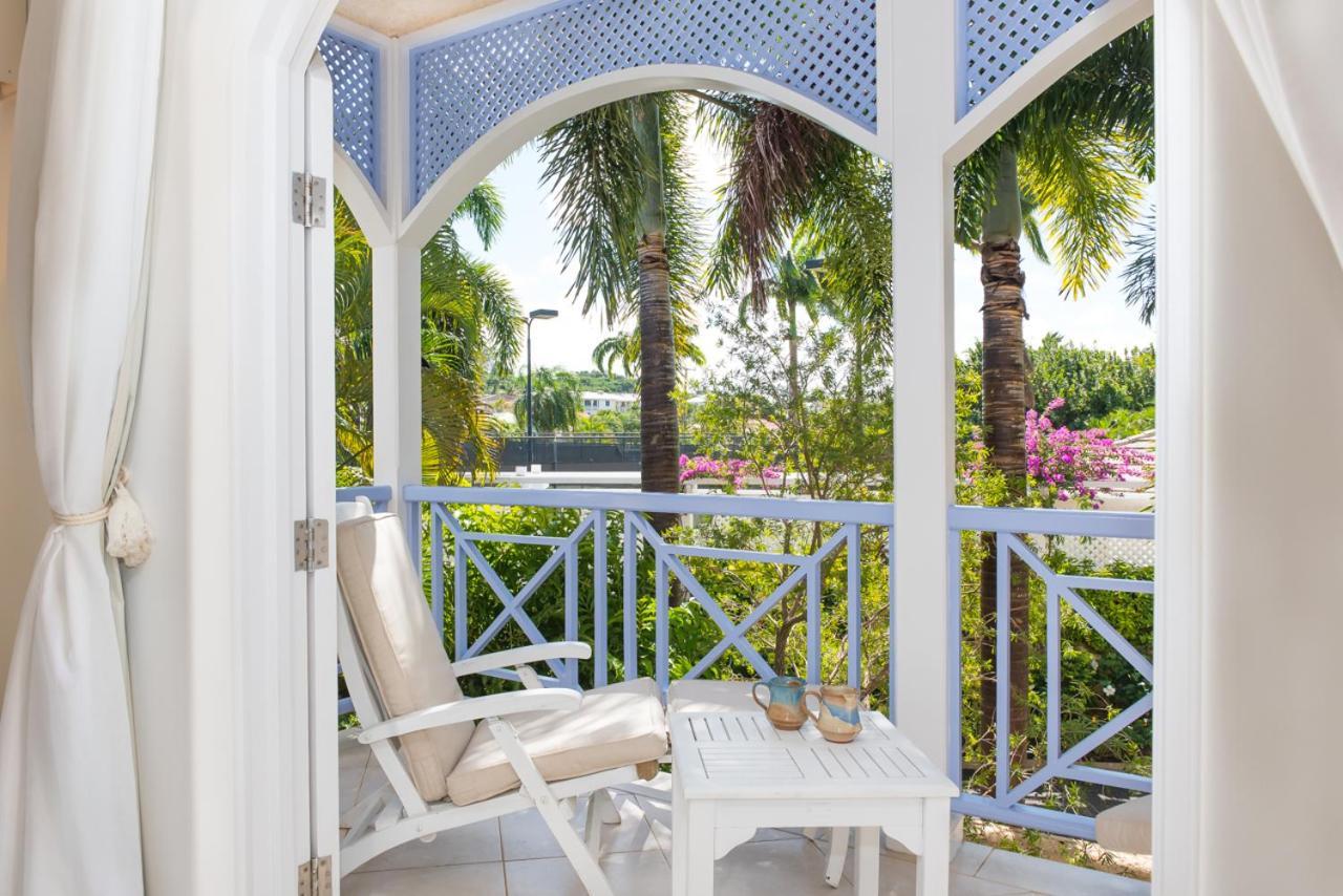 Port St. Charles Hotel เซนต์ปีเตอร์ ภายนอก รูปภาพ