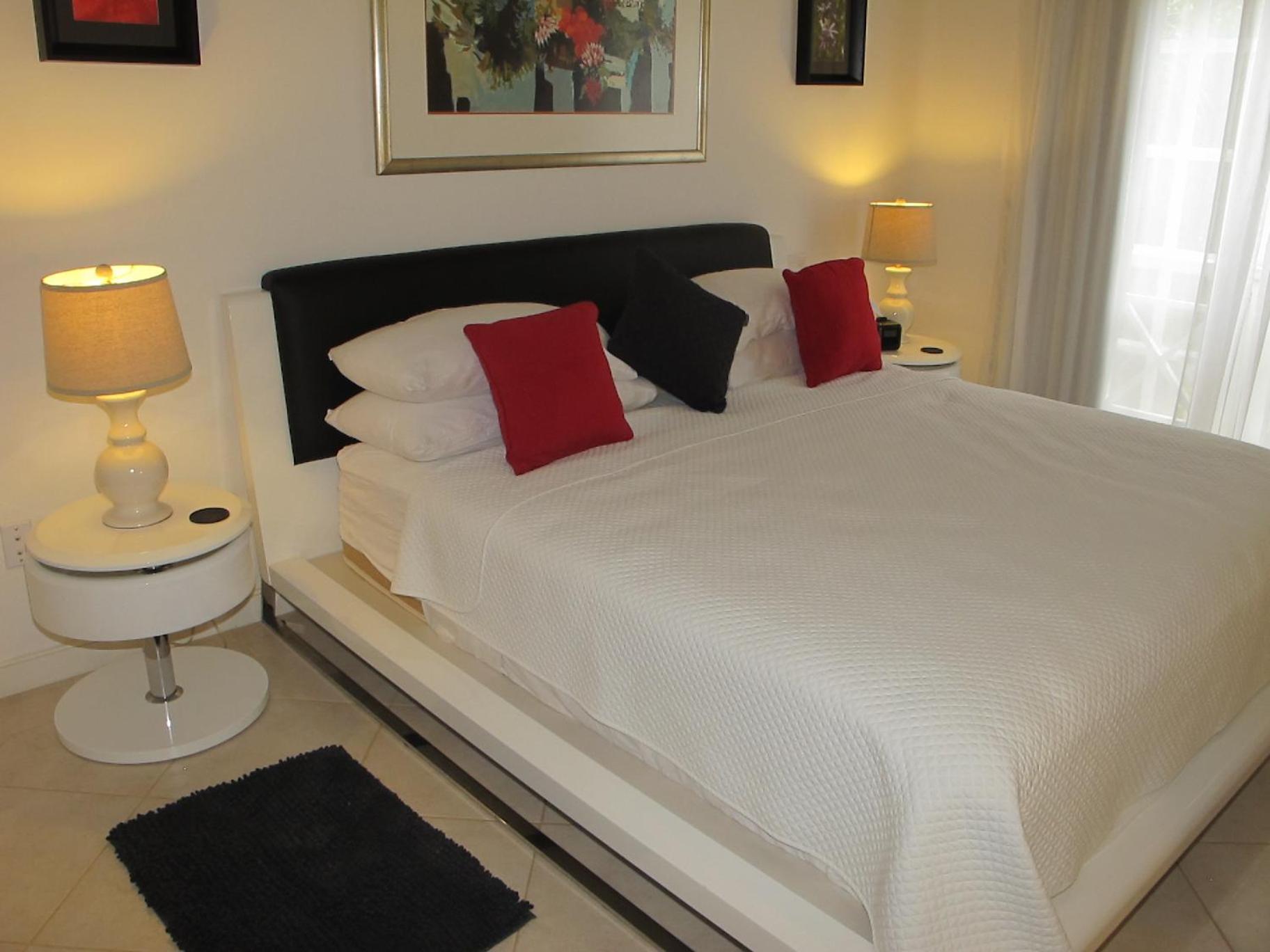 Port St. Charles Hotel เซนต์ปีเตอร์ ภายนอก รูปภาพ